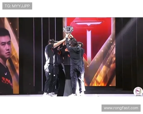 TES战队崛起之路：从默默无闻到职业联赛的耀眼明星