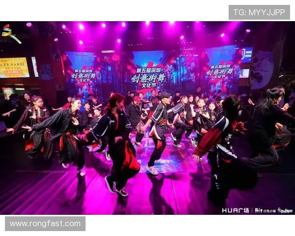 南京街舞队在世界街舞大赛中的精彩表现与技术分析 南京街舞队在世界街舞大赛中的精彩表现与技术分析