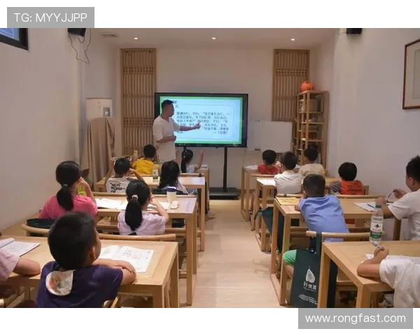 周芳专访：从职业赛场到电竞文化的传承与发展之路