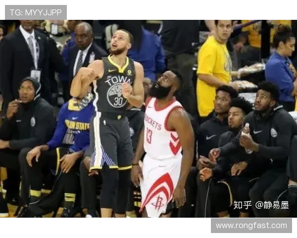 广州与深圳排球队对决战术分析赛后复盘深度剖析