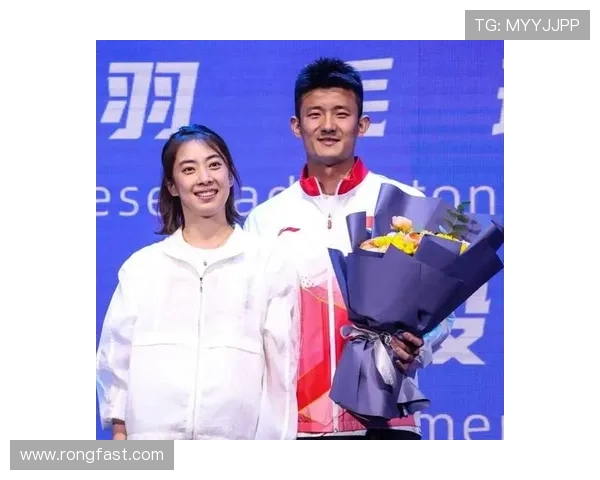 李丽畅谈羽毛球生涯中的挑战与成就分享