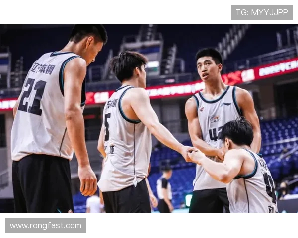 深圳篮球队逆袭之路：重塑战术与团队精神的全新探索