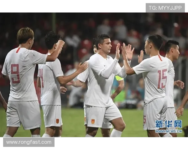 重庆排球队在世界杯预选赛中的团队协作展现出色值得赞赏