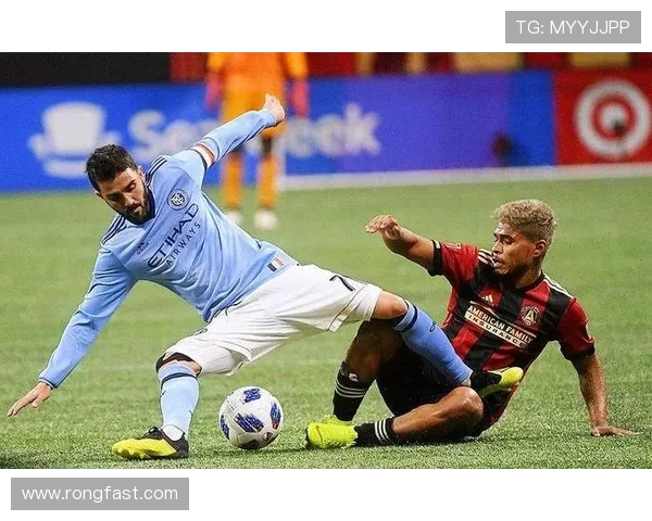 新英格兰革命与白帽的对决：一场关于创新与传统的较量