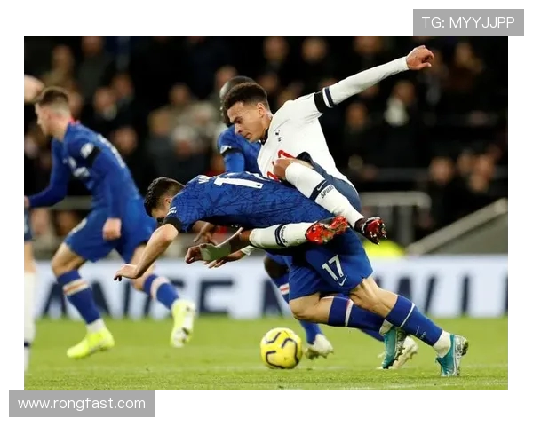 热刺与切尔西的较量分析:谁能在英超赛场上占据优势 热刺与切尔西的较量分析:谁能在英超赛场上占据优势