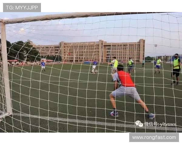 马斯垂克与洛达的激烈对决揭示了足球战术的深度与魅力