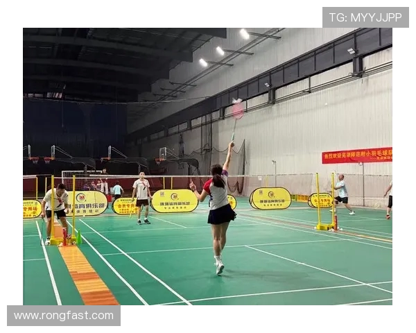 羽毛球的拼搏之路:上海羽毛球队奋斗历程的真实记录与感悟 羽毛球的拼搏之路:上海羽毛球队奋斗历程的真实记录与感悟