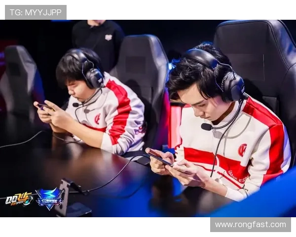 RNG在全球总决赛中的强势表现与团队协作分析
